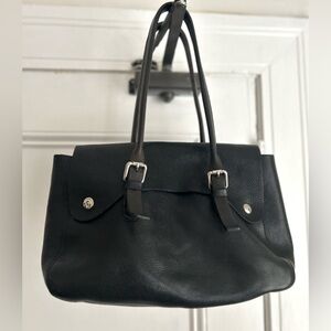 MO851 Vintage Chic Black Leather Shoulder Bag